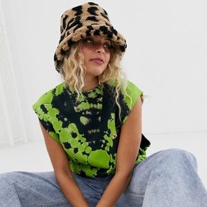 Leopard Borg bucket hat